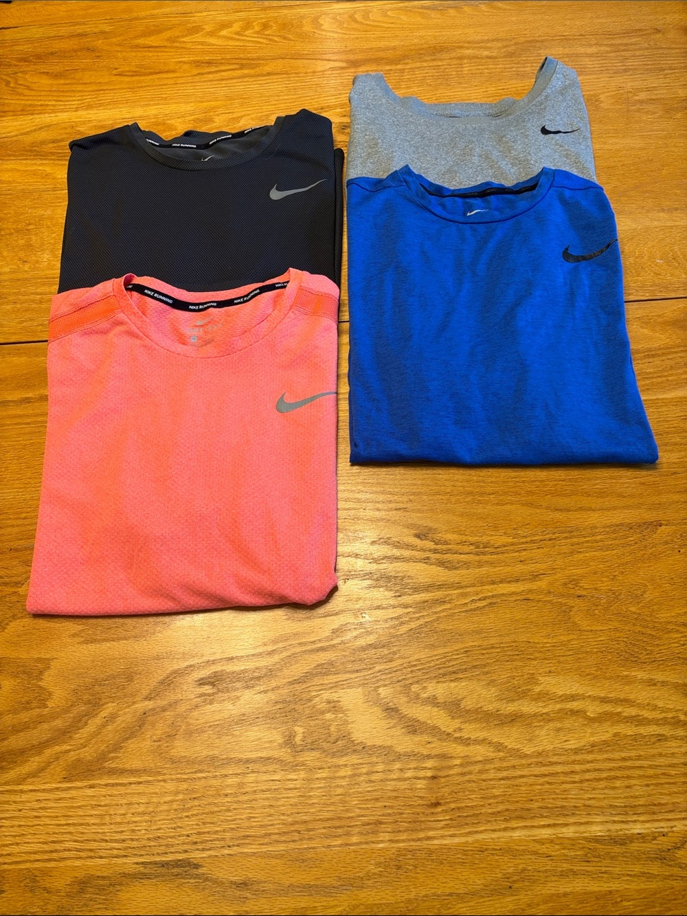 4 Men’s Nike colorful tee shirts. All 2x - Picture 4 of 12